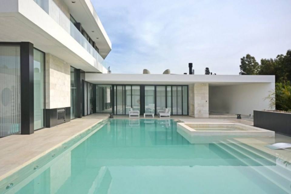 Casa Aqua by Vanguarda Arquitectos