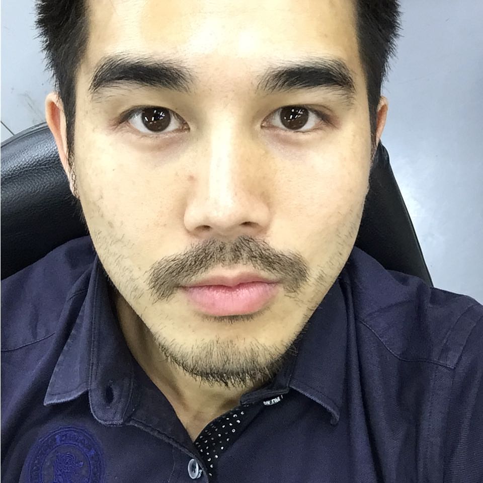 หมีใหญ่น่ากอด