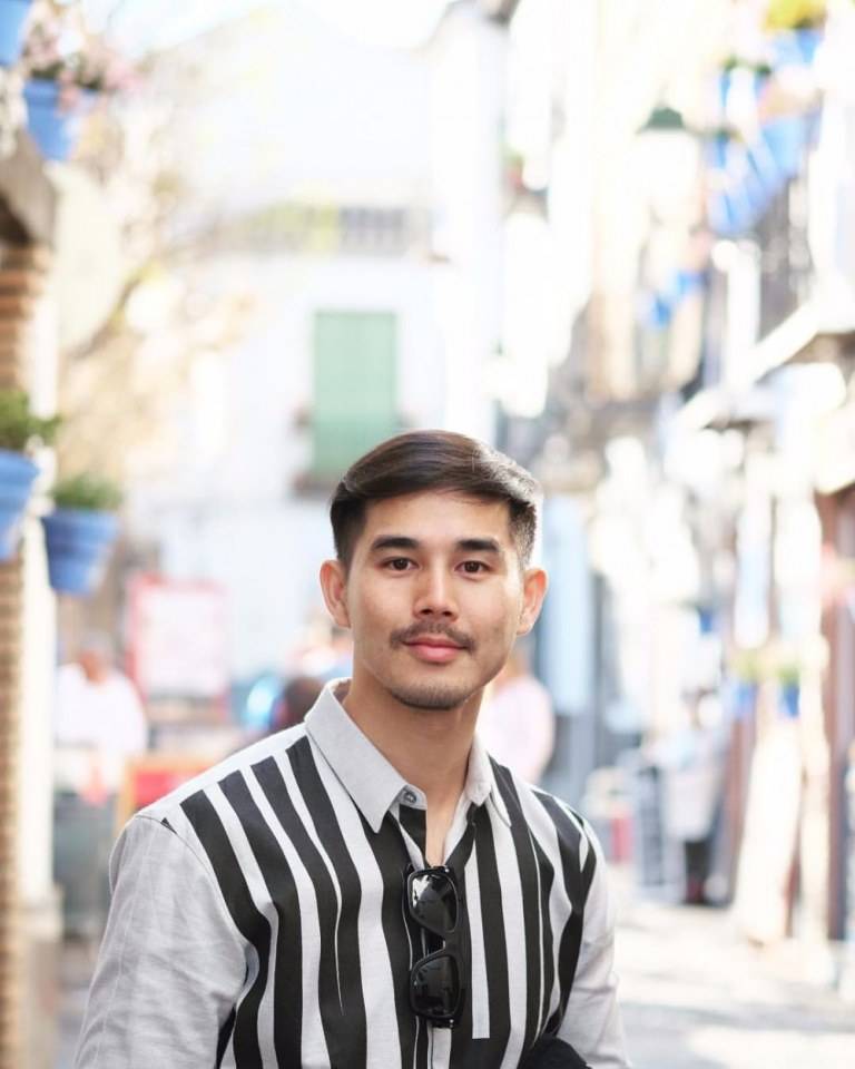 หมีใหญ่น่ากอด