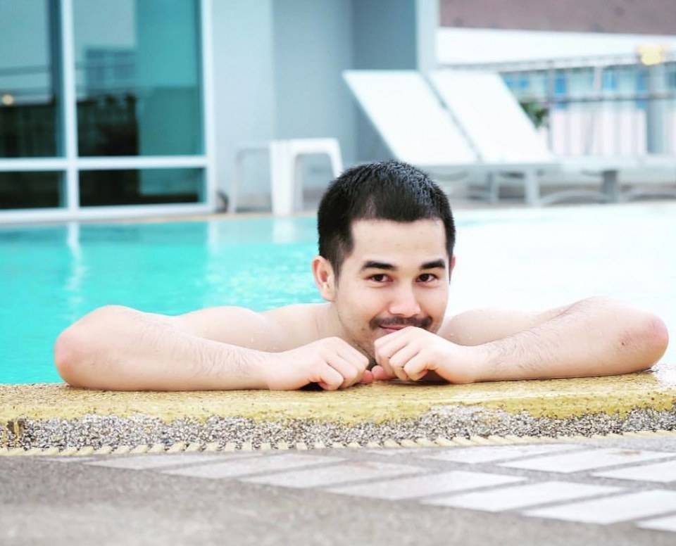 หมีใหญ่น่ากอด