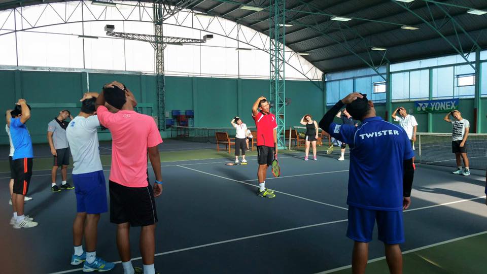 ภราดร ศรีชาพันธุ์ ใน Tennis clinic ครั้งที่ 2 แนะนำการเล่นให้กับผู้ที่สนใจ