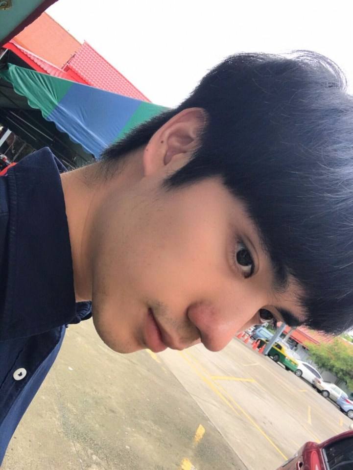 เห็นอยากกอด