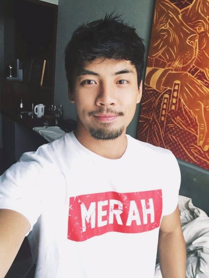 เห็นอยากกอด