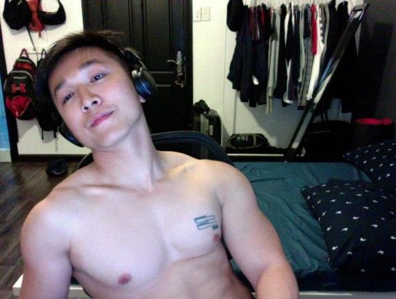 ถอดโชว์เรือนร่าง 1654