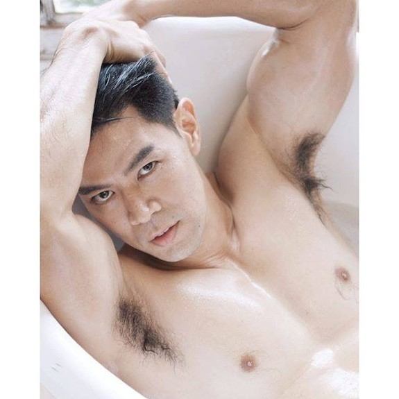 ถอดโชว์เรือนร่าง 1658