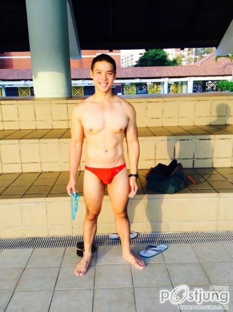 ผช&ชุดว่ายน้ำ