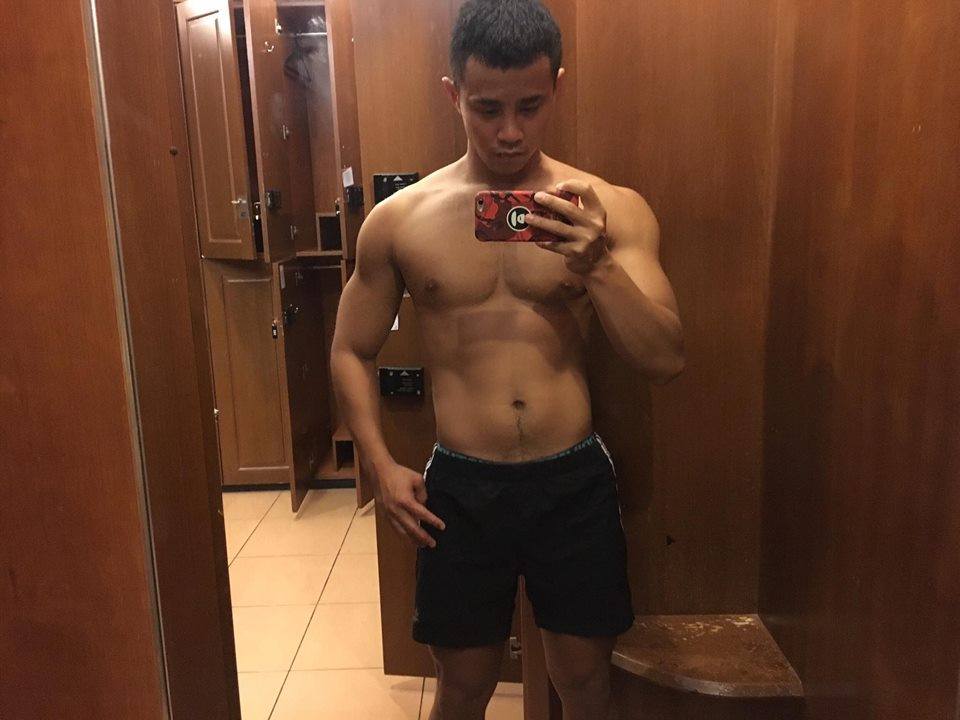 หนุ่มตี๋หล่อบ้านๆ แสบทรวง 008