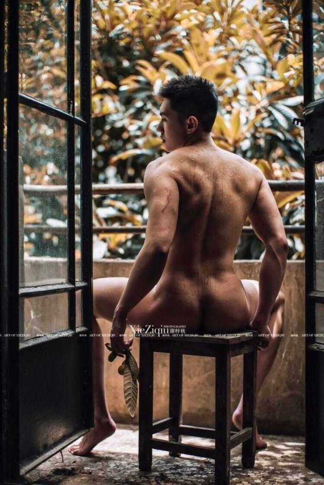 Hot guy in underwear 279