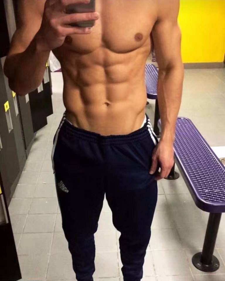 ถอดโชว์เรือนร่าง 1738