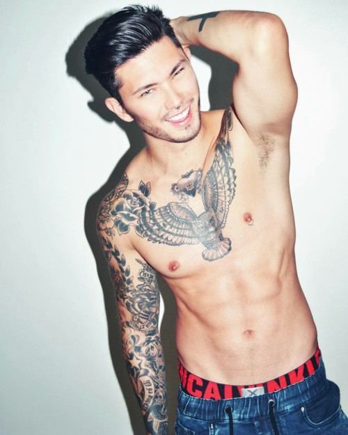 ถอดโชว์เรือนร่าง 1753