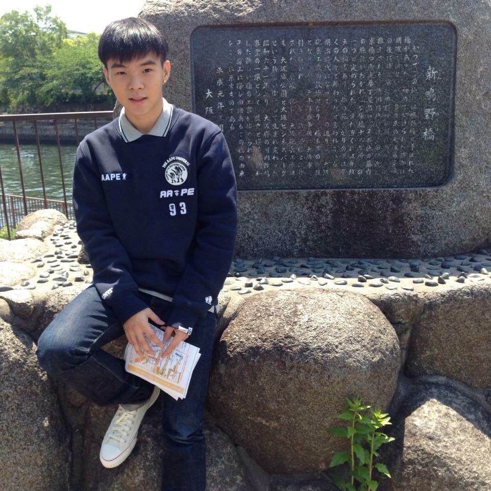 หนุ่มพาเที่ยว 2,078