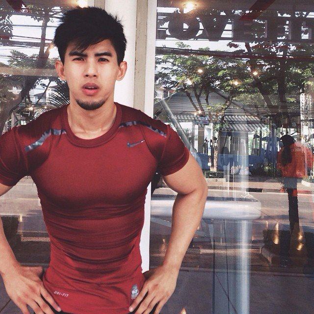 นมจะแตกแล้วค่ะพี่ขา 2,093