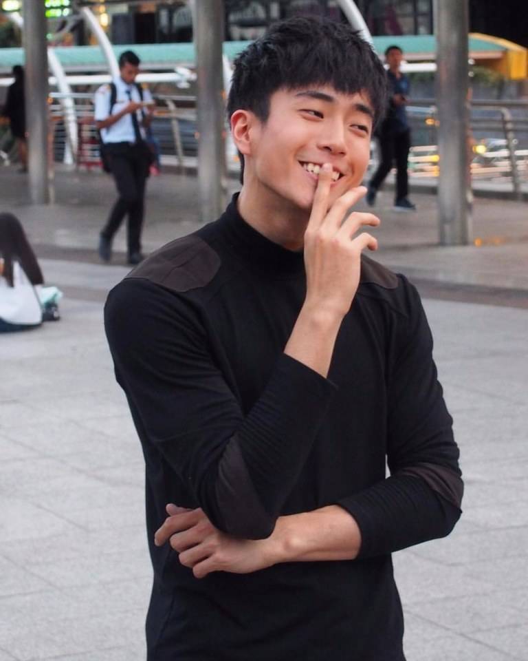 หล่อเท่เสน่ห์ชายไทย