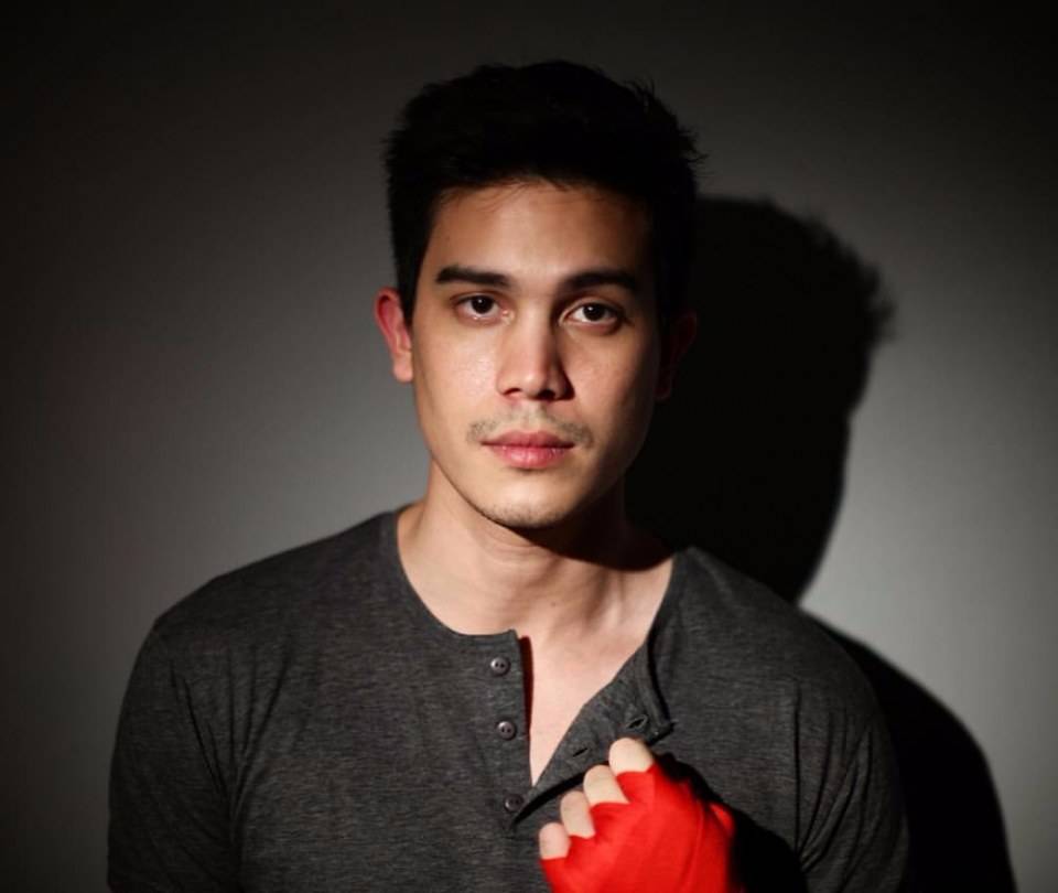 หล่อเท่เสน่ห์ชายไทย