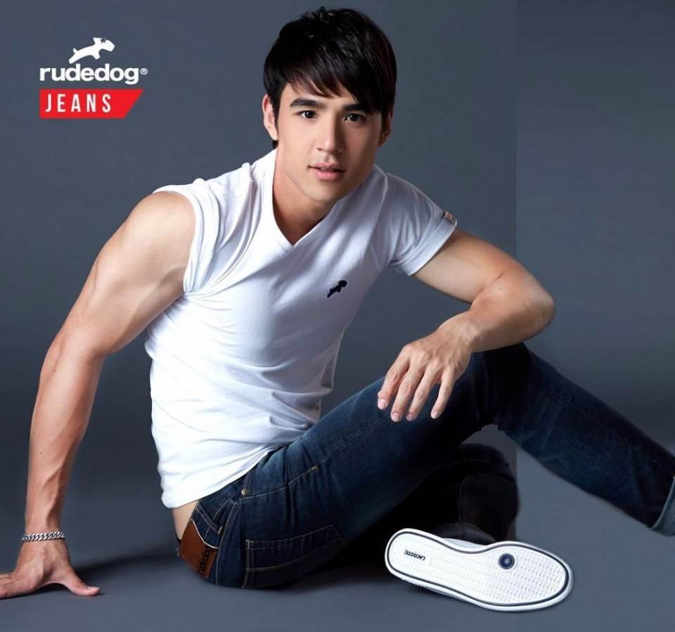 หล่อเท่เสน่ห์ชายไทย