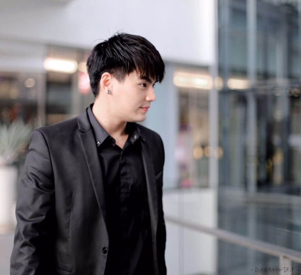 หล่อเท่เสน่ห์ชายไทย