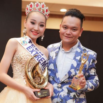 Koolcheng Trịnh Tú Trung win award  Most Asian Children's Favourite Artist 