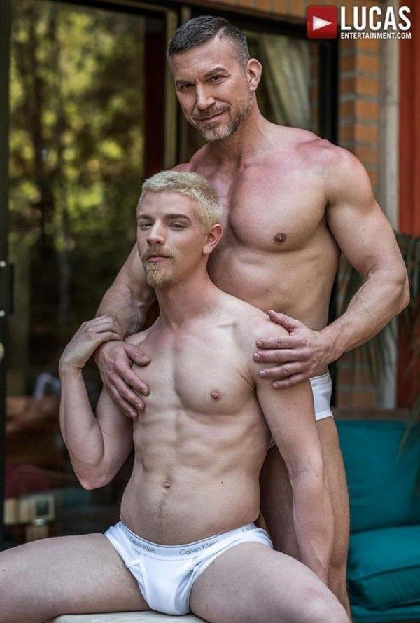 Hot guy in underwear 282