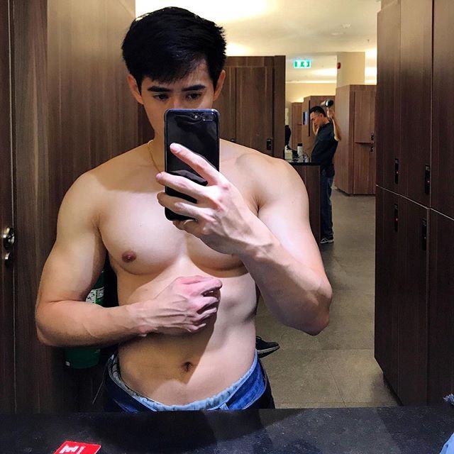 แพ้ความขาว  เลียแพร๊บ