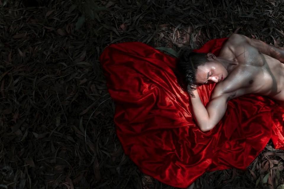 สีสันเสียว