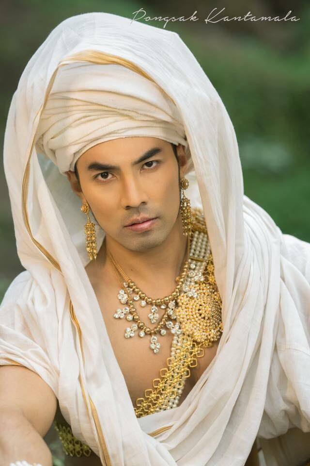 หมีแน่นๆ