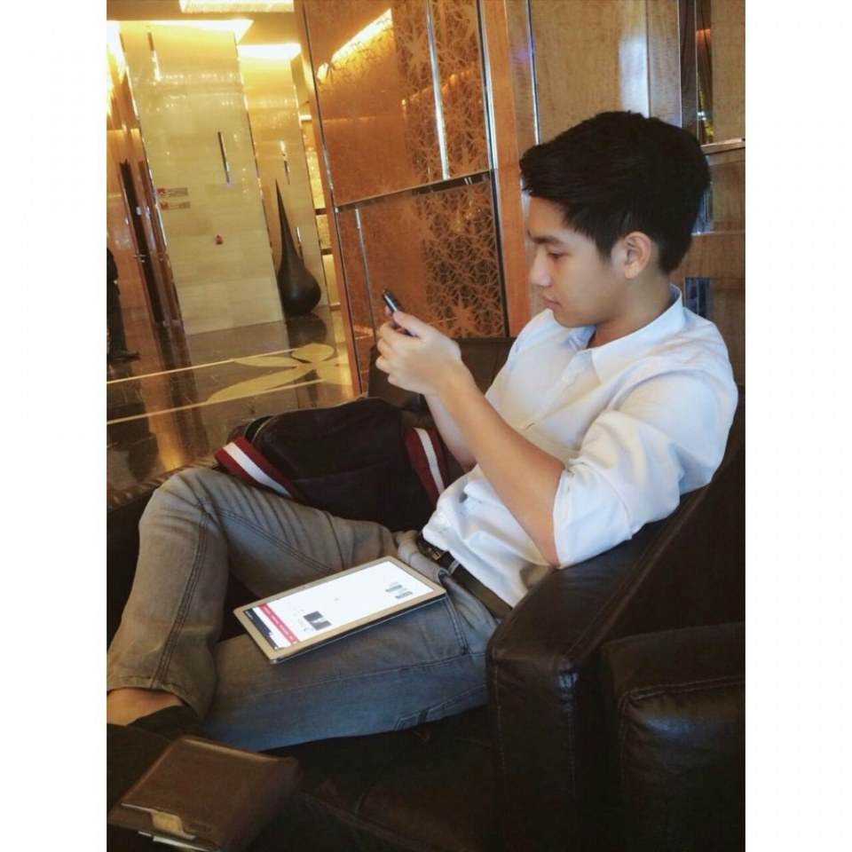 แฟชันการแต่งตัวของหนุ่มๆ 2,146