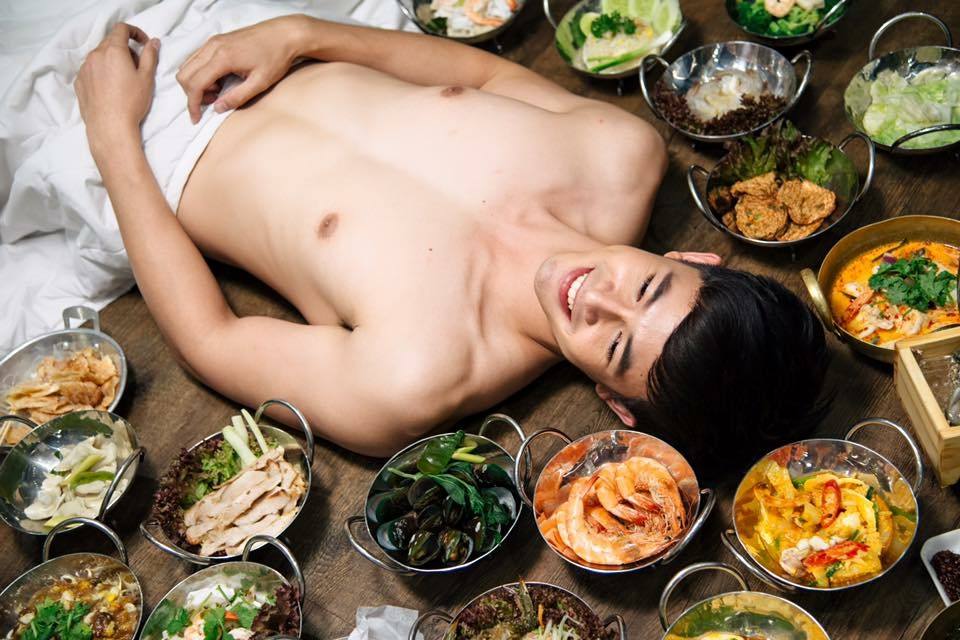 เอนตัวมากกว่านี้ 2,166