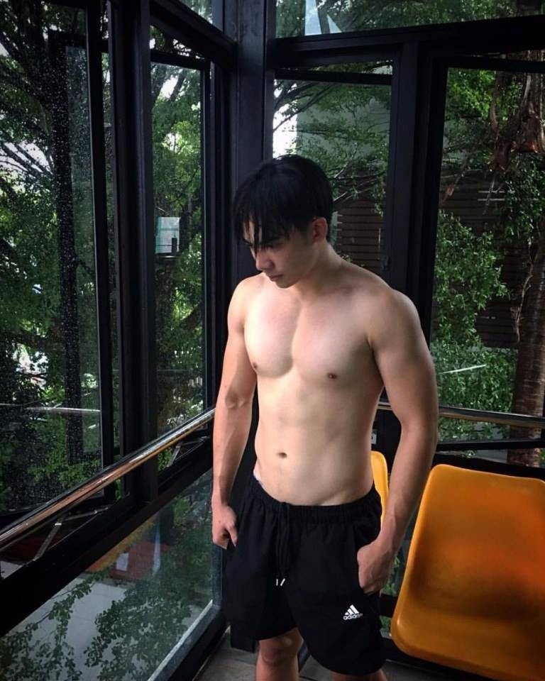 ยืนตรงไม่ได้แล้วค่ะที่รัก 2,167