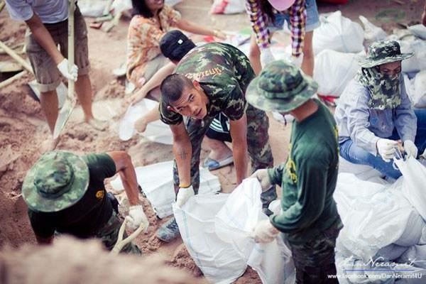 เลือกสามีที่เอาการเอางานนะคะ จำไว้ 2,199