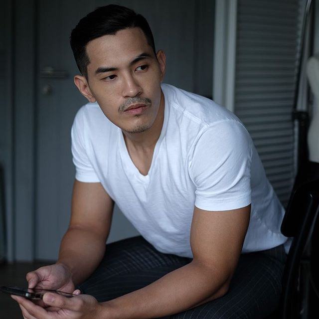 เลียให้ลื่น