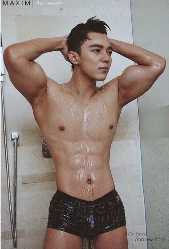 ถอดโชว์เรือนร่าง 1797