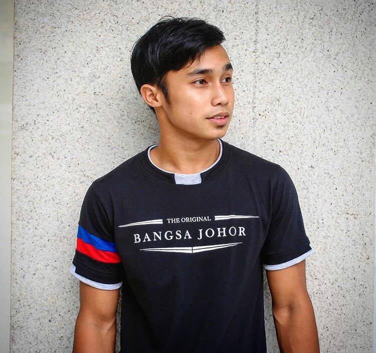 หนุ่มเข้มหล่อบ้านๆ แสบทรวง 038