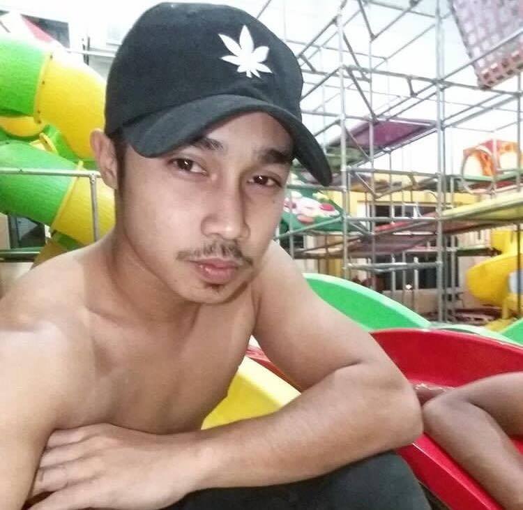 หนุ่มเข้มหล่อบ้านๆ แสบทรวง 038