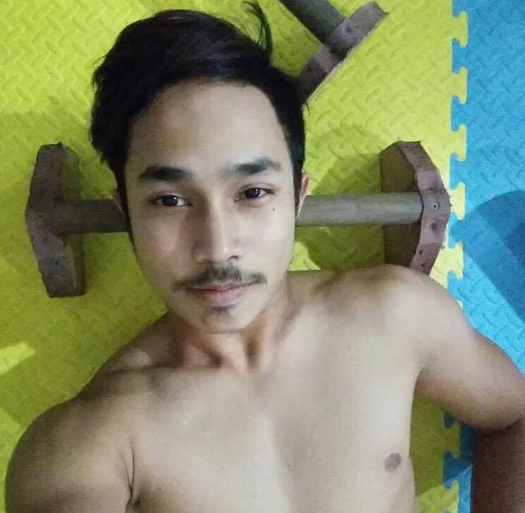 หนุ่มเข้มหล่อบ้านๆ แสบทรวง 038