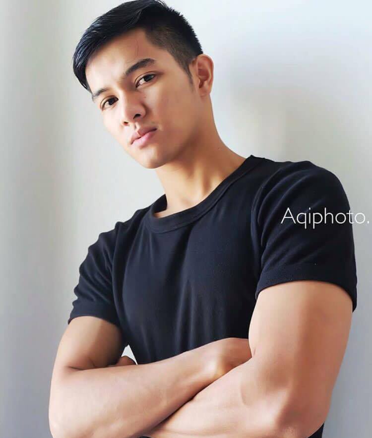 หนุ่มเข้มหล่อบ้านๆ แสบทรวง 039