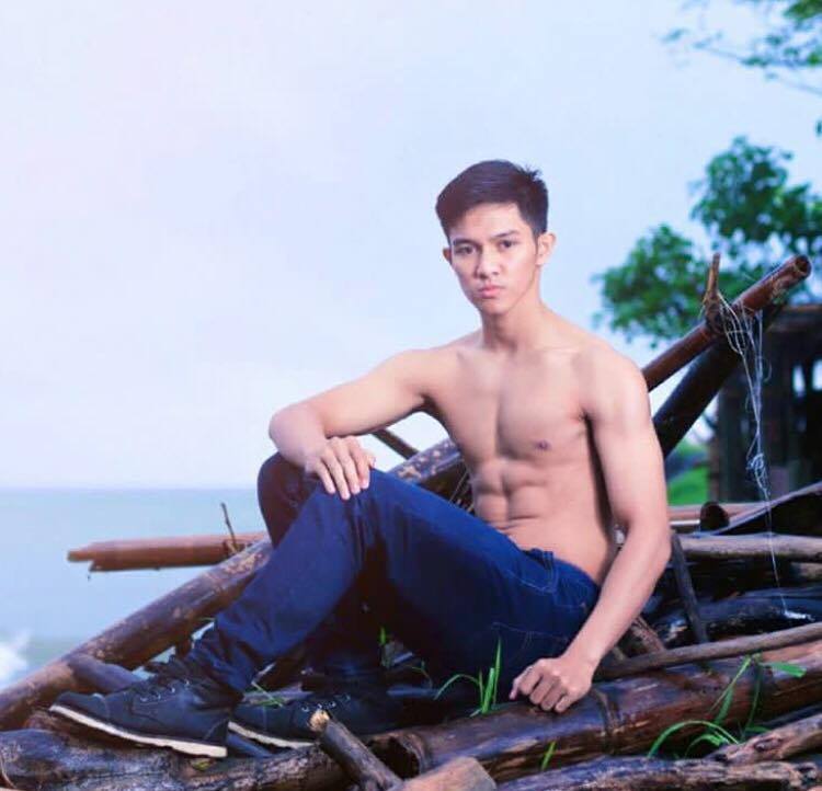 หนุ่มเข้มหล่อบ้านๆ แสบทรวง 039