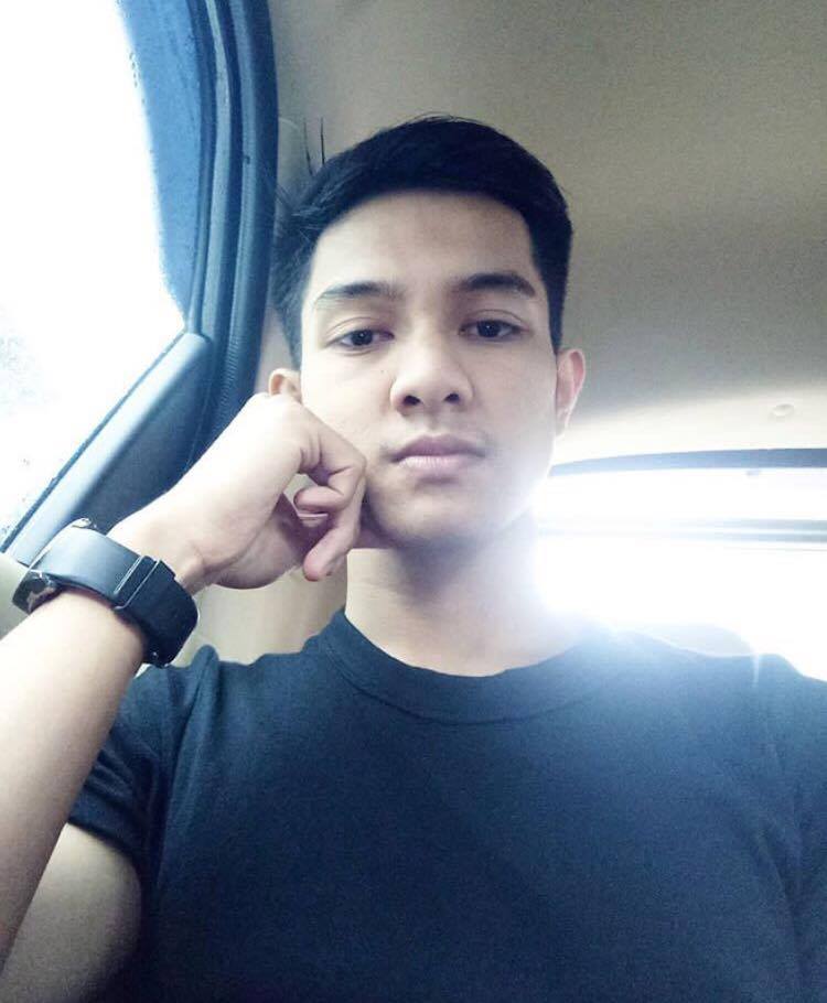 หนุ่มเข้มหล่อบ้านๆ แสบทรวง 039