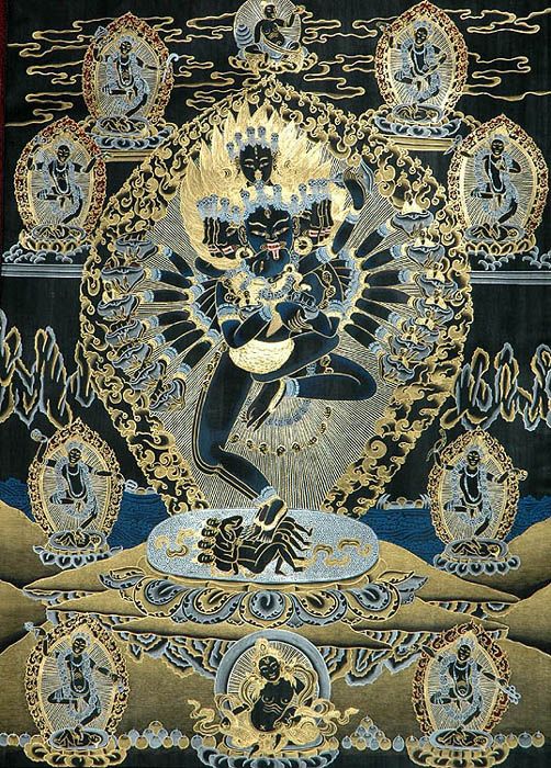 เหวัชระ (Hevajra) เป็นภาษาทิเบต หมายถึง เทพผู้พิทักษ์ในคติพุทธมหายานแบบตันตระ หรือมนตรยาน ต่อมาพัฒนาเป็นนิกายวัชรยาน ซึ่งแพร่หลายอยู่ในแถบทิเบต ภูฏาน จีน