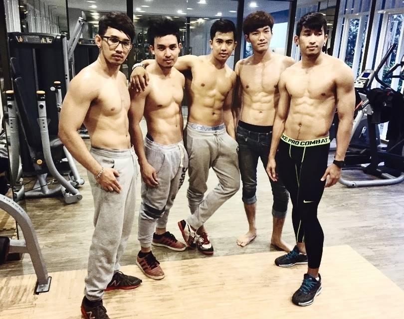 ที่รักคุณจะเอาเพื่อนมารุมฉันไม่ได้นะคะ ไม่นะคะ!! อย่าค่ะ พวกบ้า!! โอ้ย! 2,280