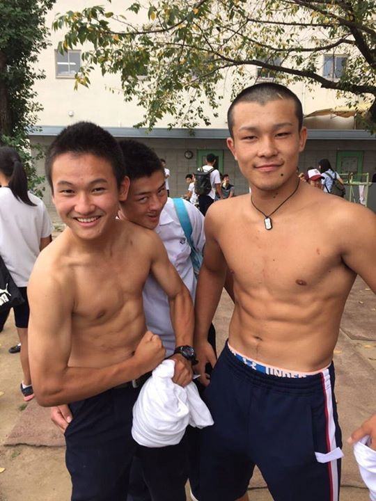 อาภรณ์กรมภิรมย์ยิ่งสะดิ้งติ่งแถด 2,295