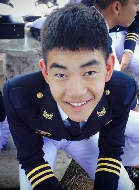 อาภรณ์กรมภิรมย์ยิ่งสะดิ้งติ่งแถด 2,295