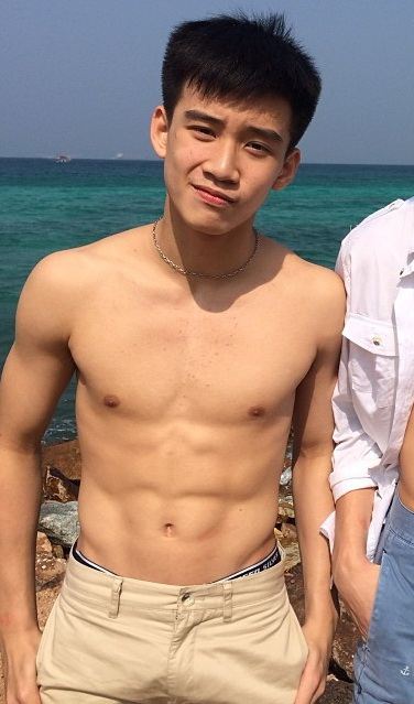 นักแบดหล่อบอกต่อด้วย