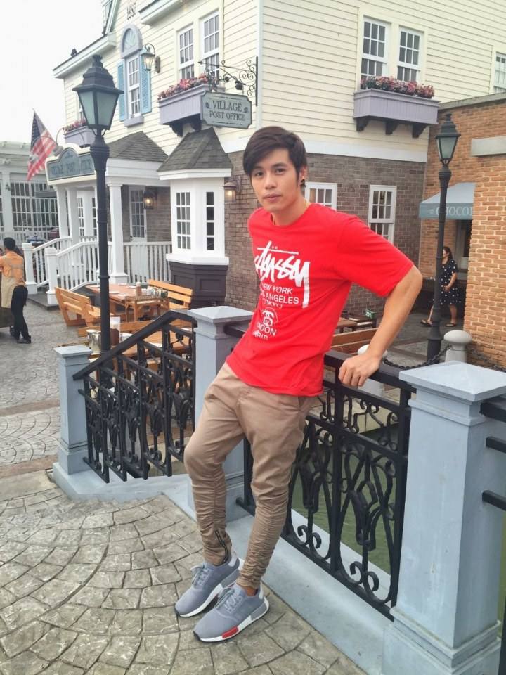 อาภรณ์แดงแรงฤทธิ์พิชิตอิฉัน 2,360