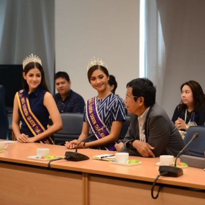 Miss Tourism Queen Thailand พร้อมด้วยคณะผู้บริหาร บมจ. อสมท  เข้าพบ ผู้อำนวยการ อพท.