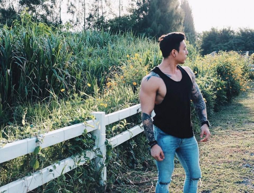 นี่คุณ!! ฉันบอกให้คุณหันมาไง 2,375