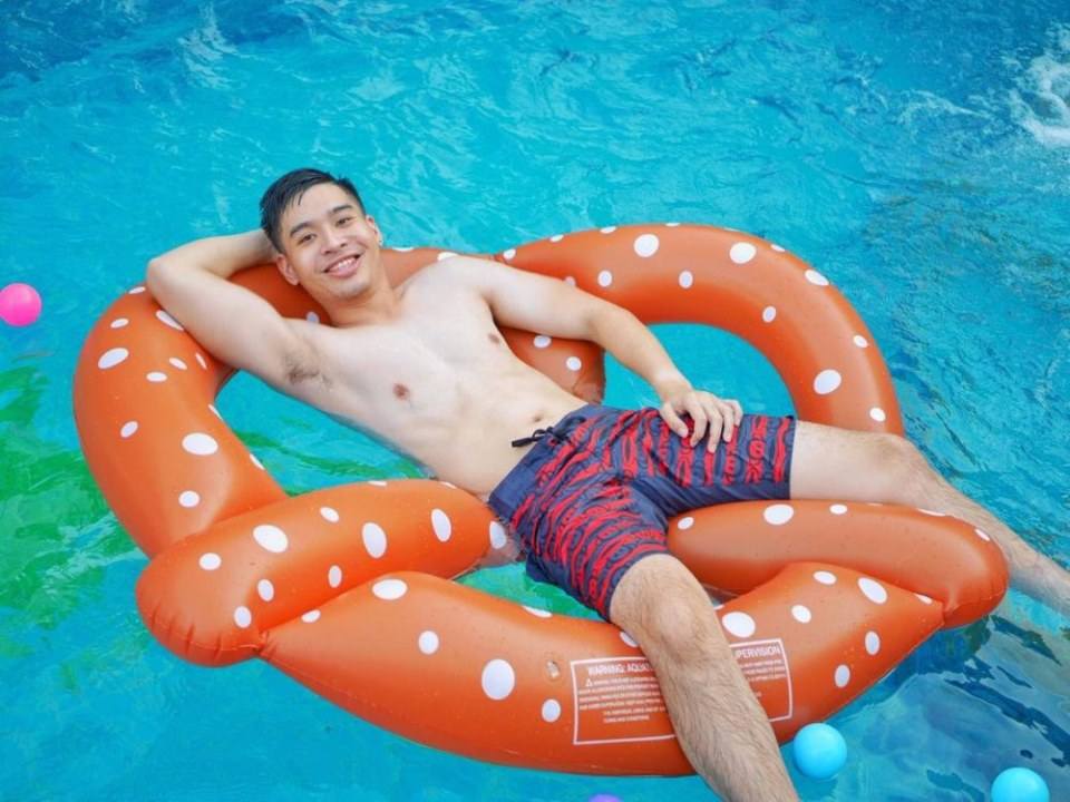 ใส่กางเกงอะไรว่ายน้ำถึงจะเหมาะ 2,392