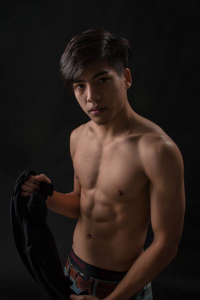 ดาราวัยรุ่น 2,394