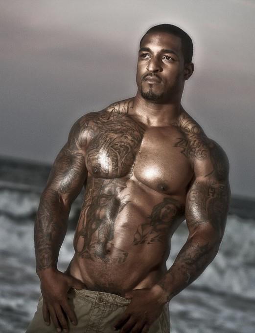 Man Crush of the Day: Football player Justin Tryon