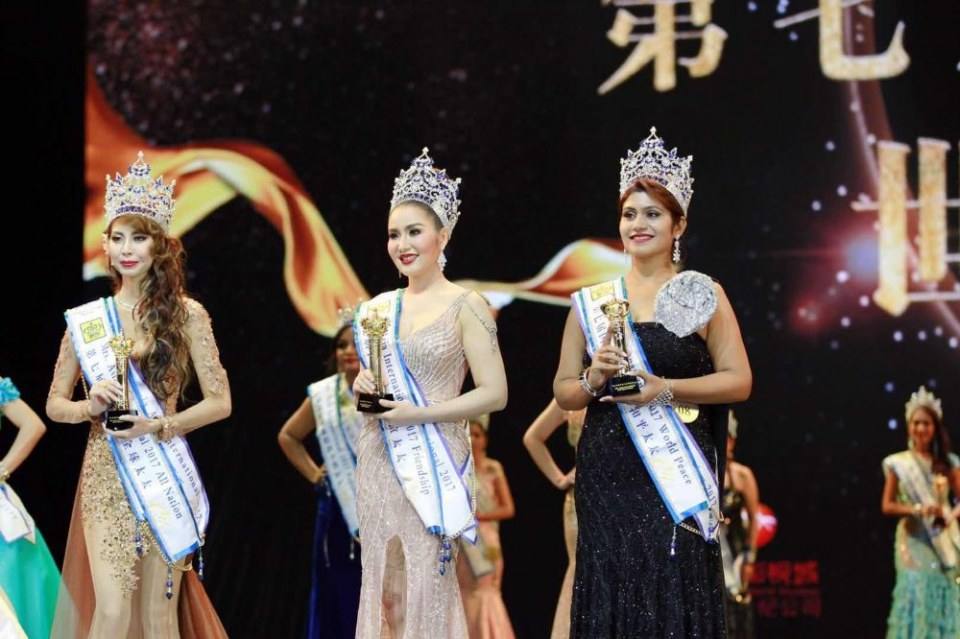 Mrs. Thailand คว้าตำแหน่ง Mrs. Asia International 2017