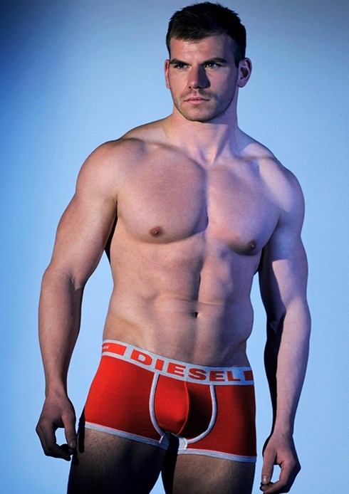 Hot guy in underwear 301